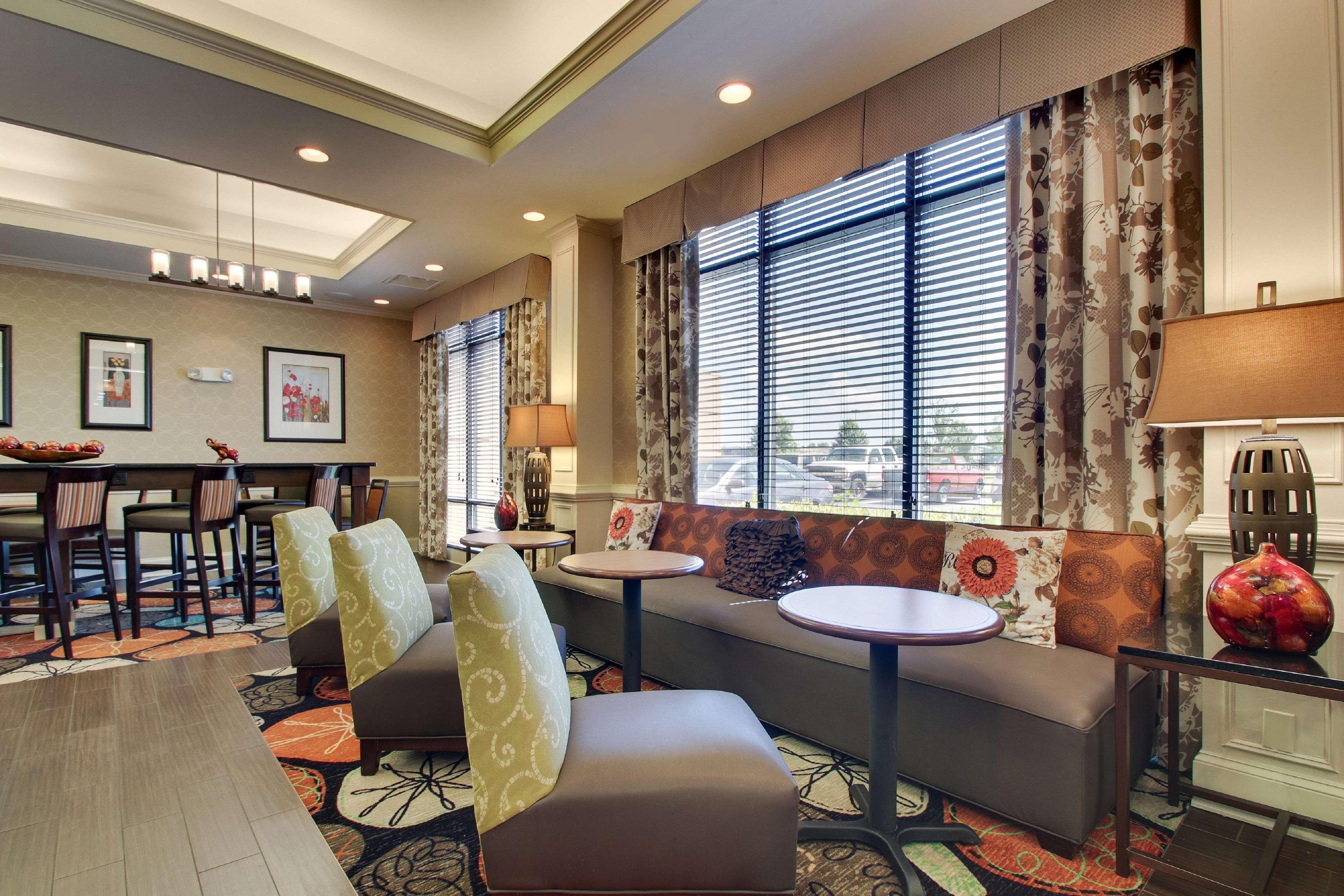 Hampton Inn וורנר רובינס מראה חיצוני תמונה