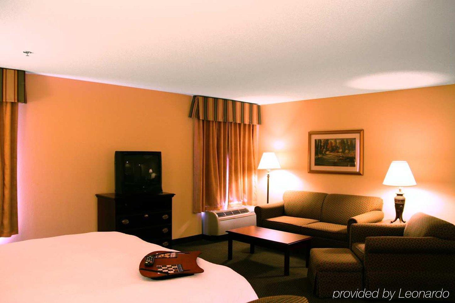 Hampton Inn וורנר רובינס חדר תמונה